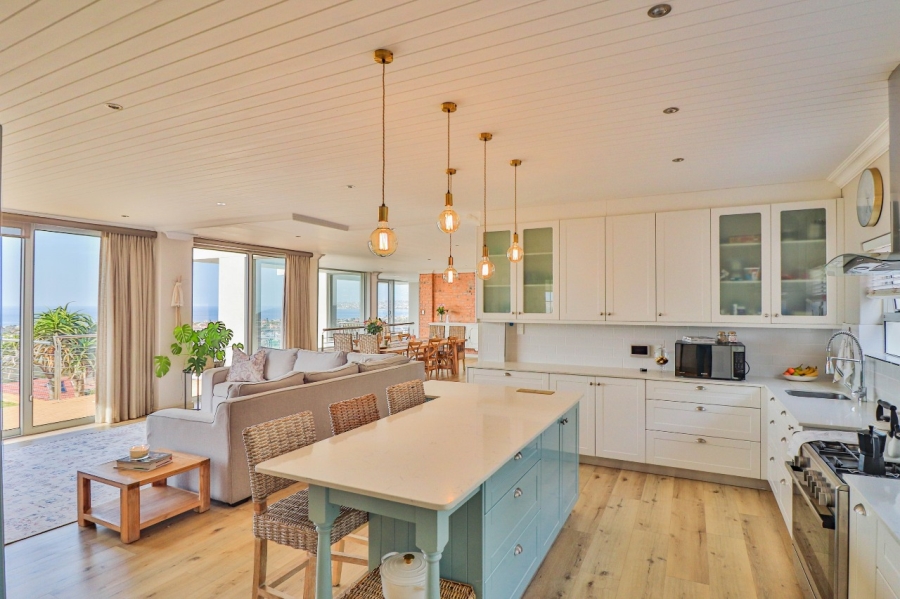 4 Bedroom Property for Sale in Hartenbos Heuwels Western Cape